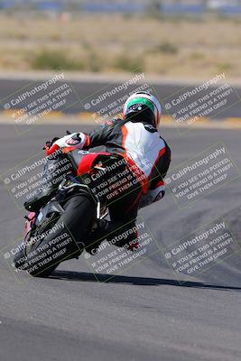 media/Oct-08-2022-SoCal Trackdays (Sat) [[1fc3beec89]]/Turn 11 Backside (1145am)/